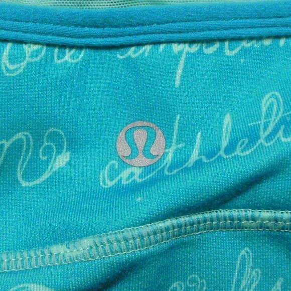 Rare Lululemon “manifesto” deep V racerback tank - Picture 6 of 6